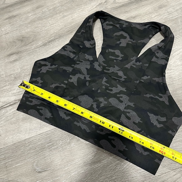 Fabletics camouflage sports bra dark green grey XXL plus size pullover active - Picture 4 of 6